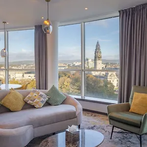 Hilton Отель